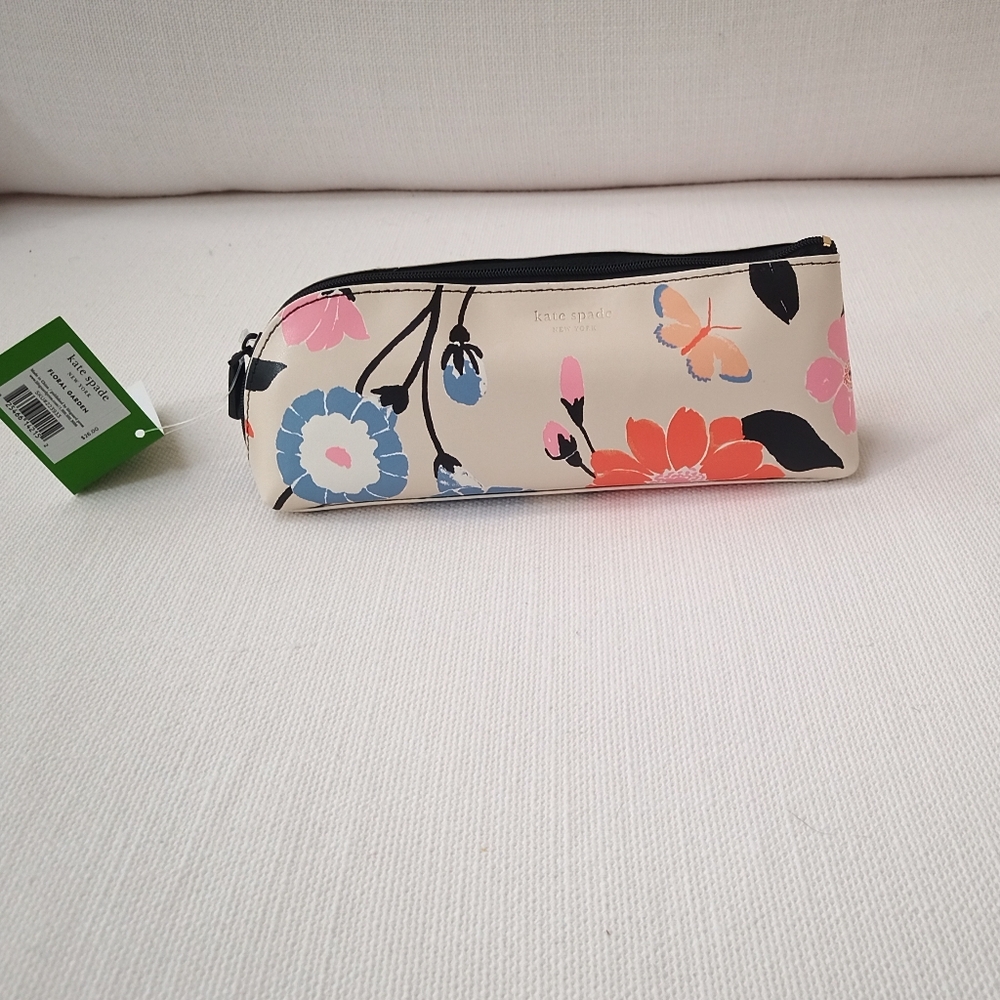 NWT & GIFTABLE Kate Spade Floral Garden Pencil Pouch Set/Kit w/ Eraser/Ruler+ - Picture 9 of 10
